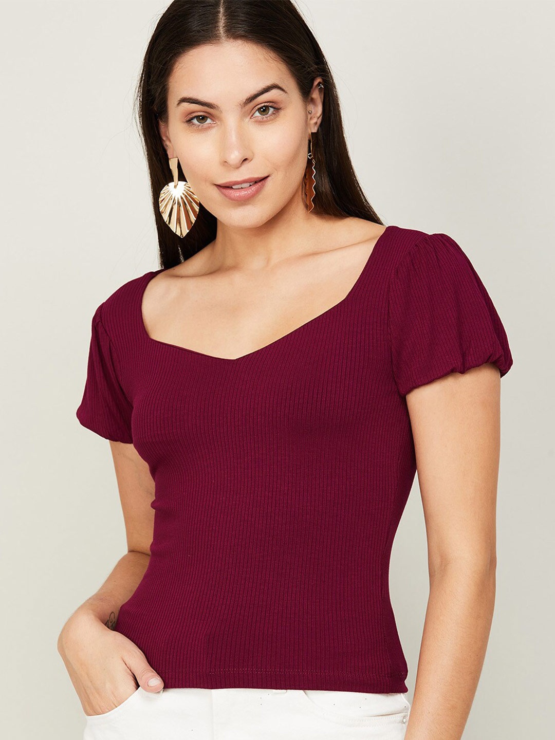 

Ginger by Lifestyle Maroon Sweetheart Neck Top