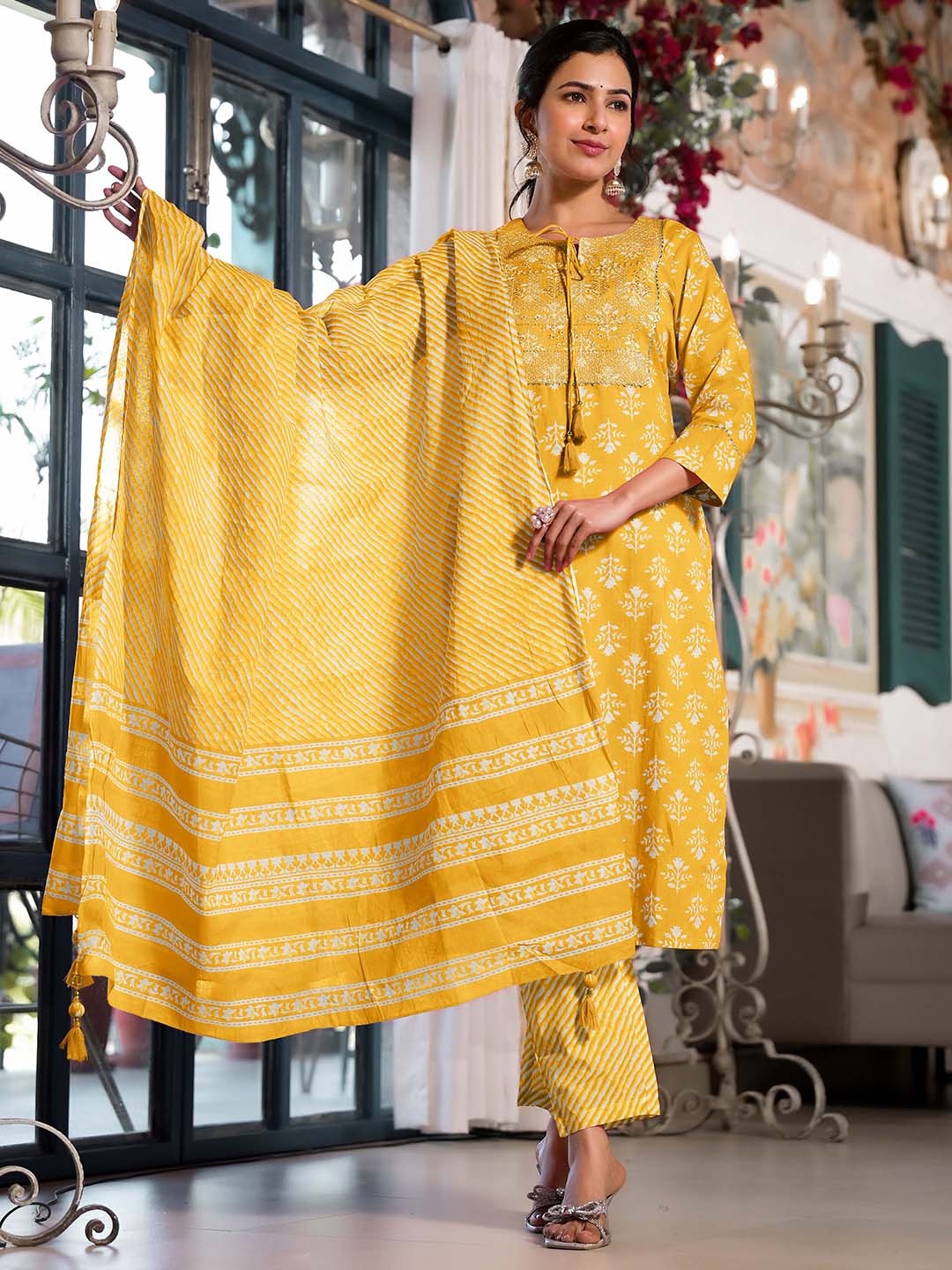 

KALINI Women Plus Size Mustard Yellow Printed Gotta Patti Kurta Set Plus Size