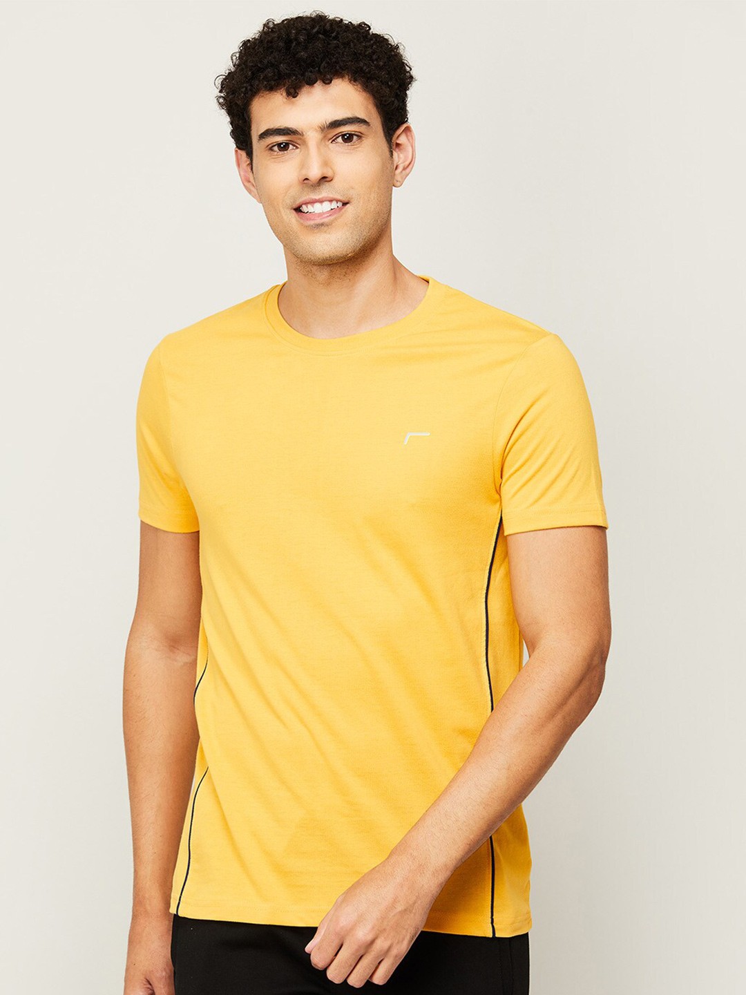 

Fame Forever by Lifestyle Men Yellow T-shirt