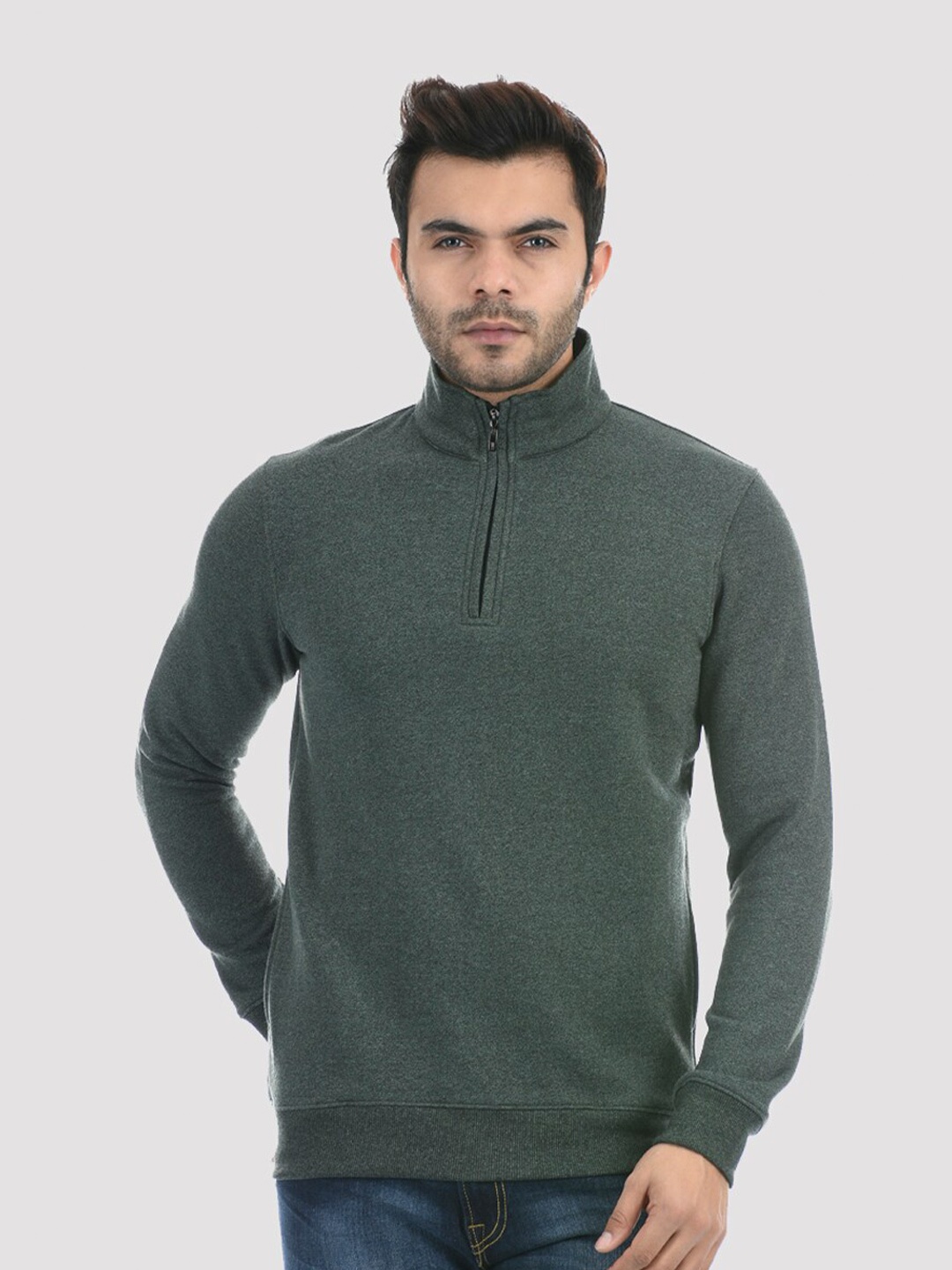 

ONEWAY Men Green Solid Sweatshirt