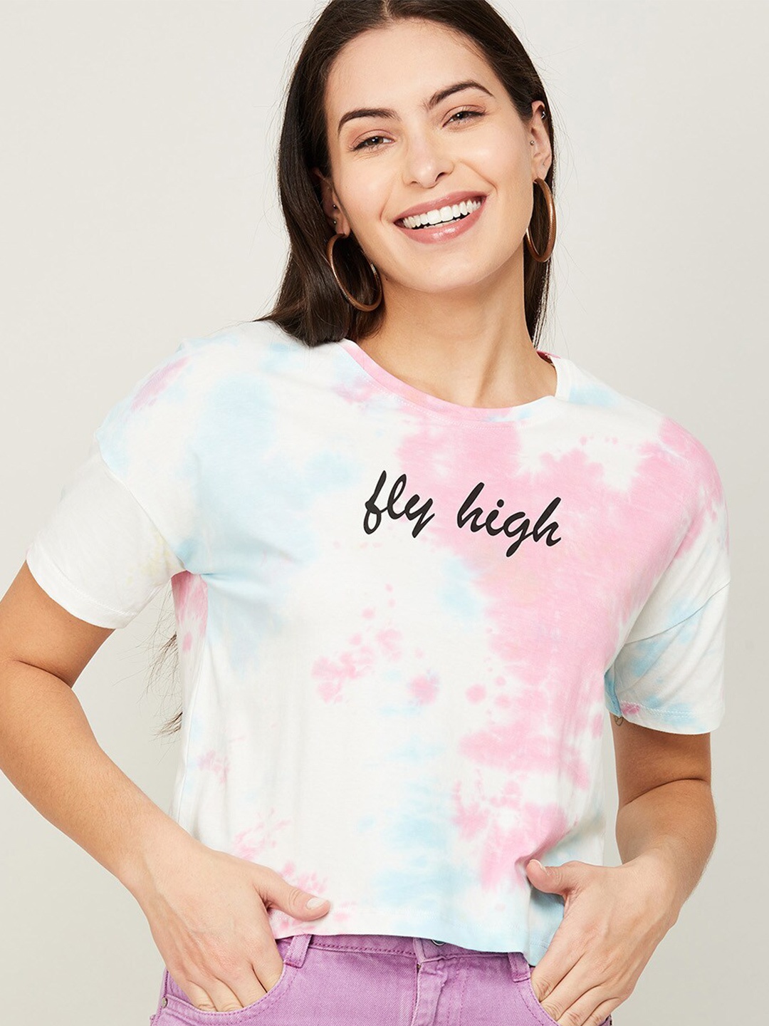 

Ginger by Lifestyle Women White & Pink Tie and Dye Extended Sleeves T-shirt
