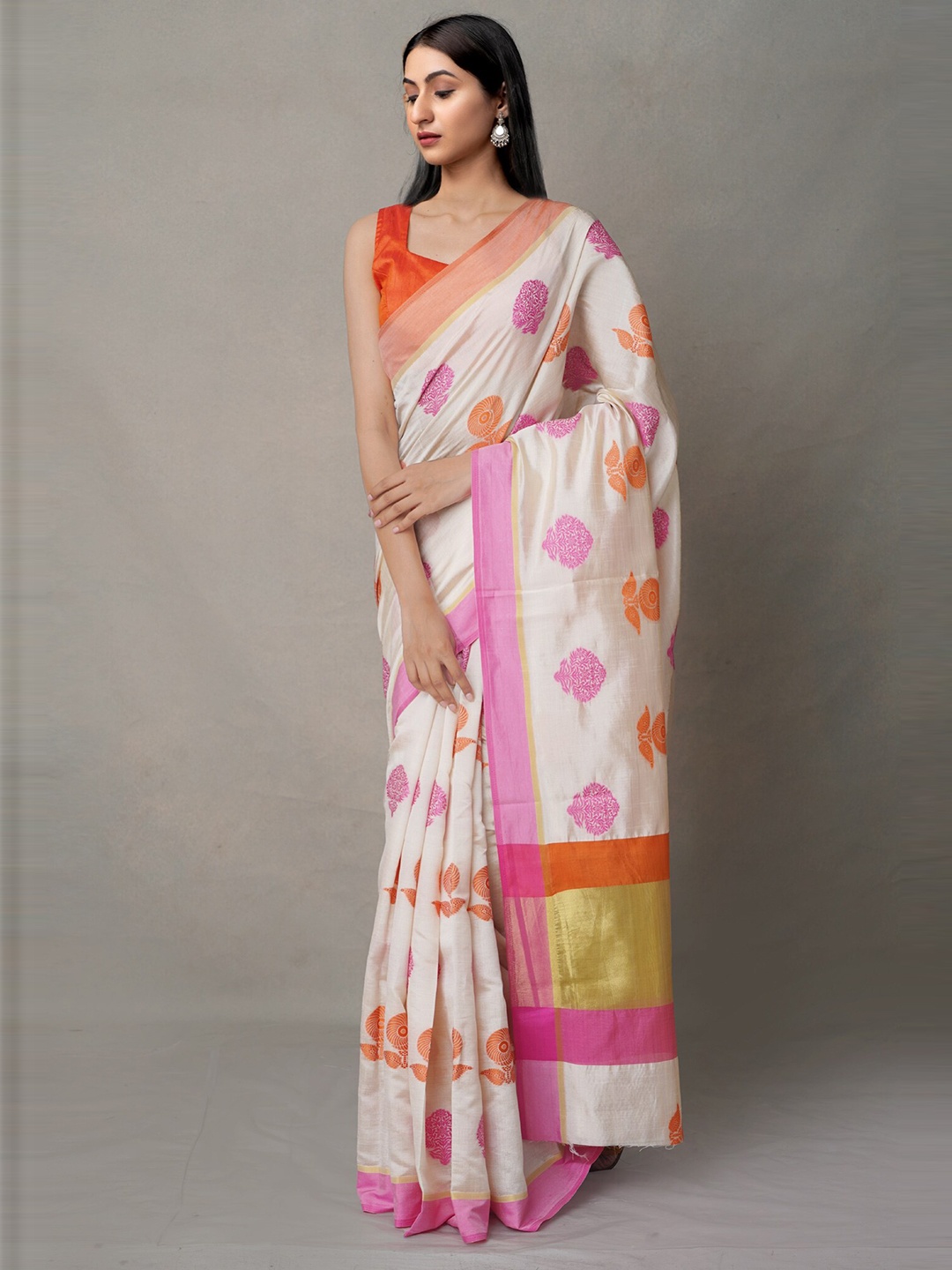 

Unnati Silks Cream-Coloured & Pink Woven Design Zari Linen Blend Jamdani Saree