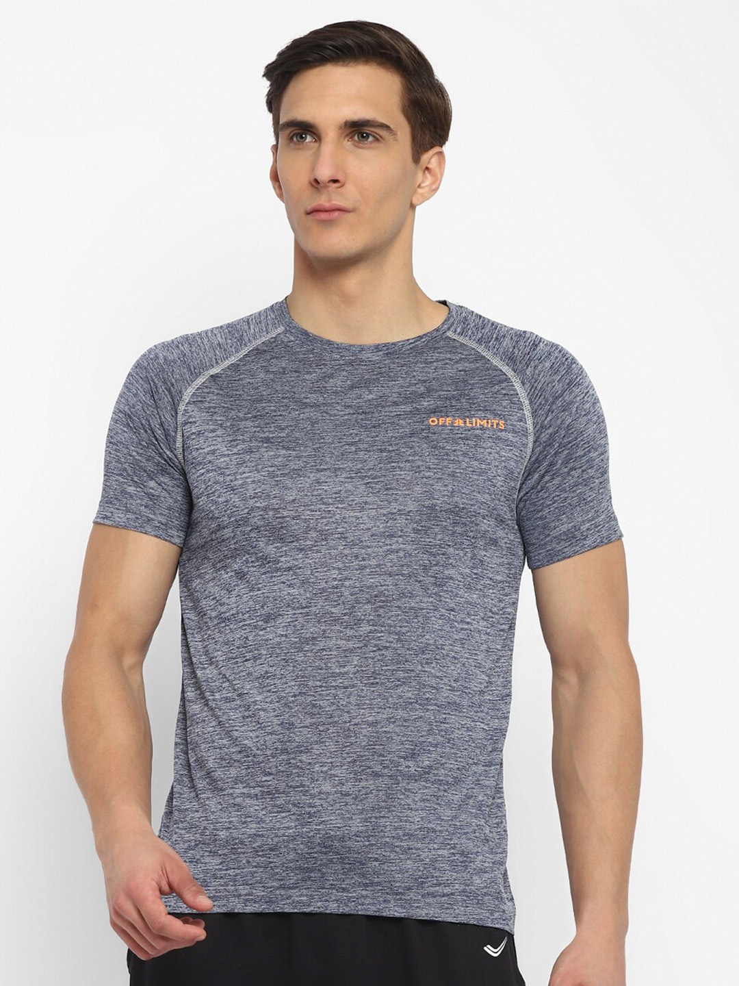 

OFF LIMITS Men Grey Raglan Sleeves Sports T-shirt