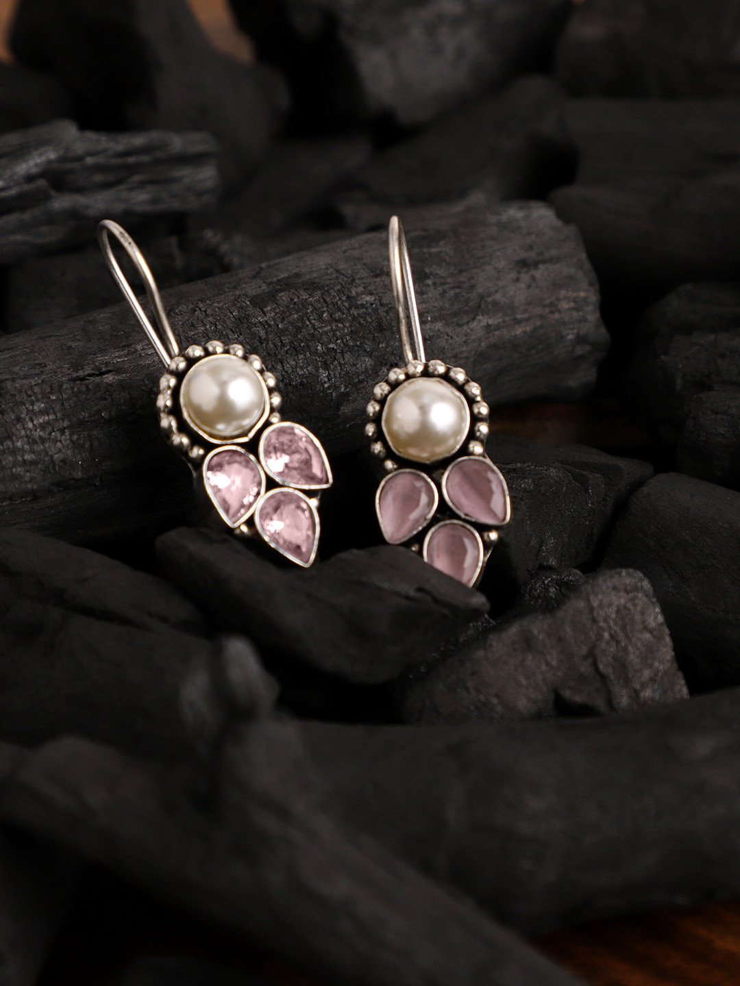 

VENI Pink Contemporary Drop Earrings