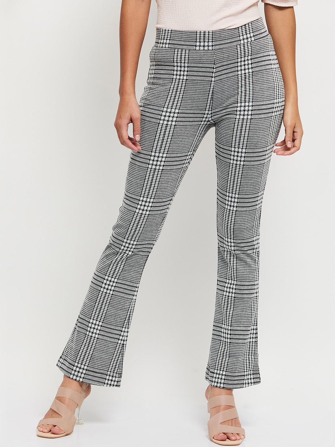 

max Women White Checked Trousers