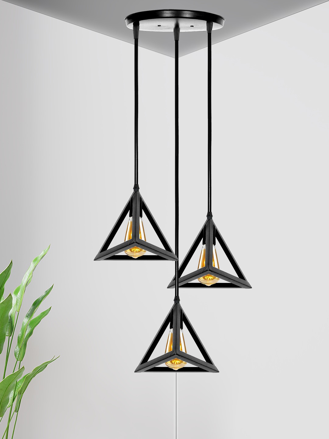 

Home Craft Theme Black Solid Metal 3-Triangle Ceiling Lamps