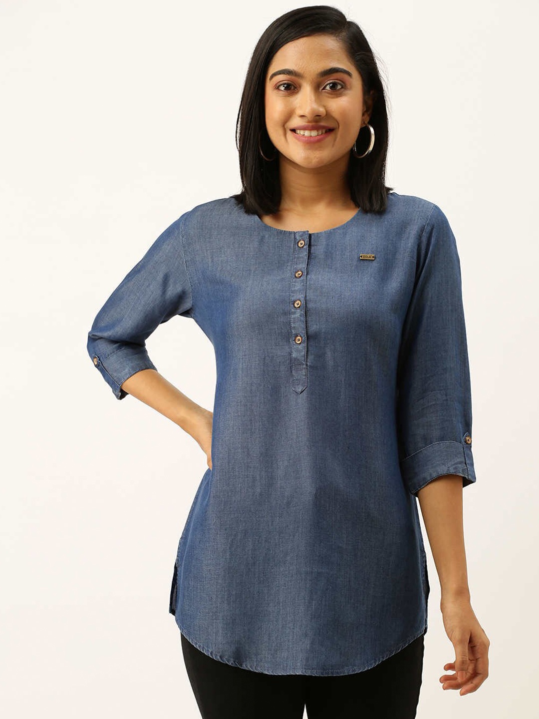 

ZOLA Women Blue Round neck Denim Solid Tunic