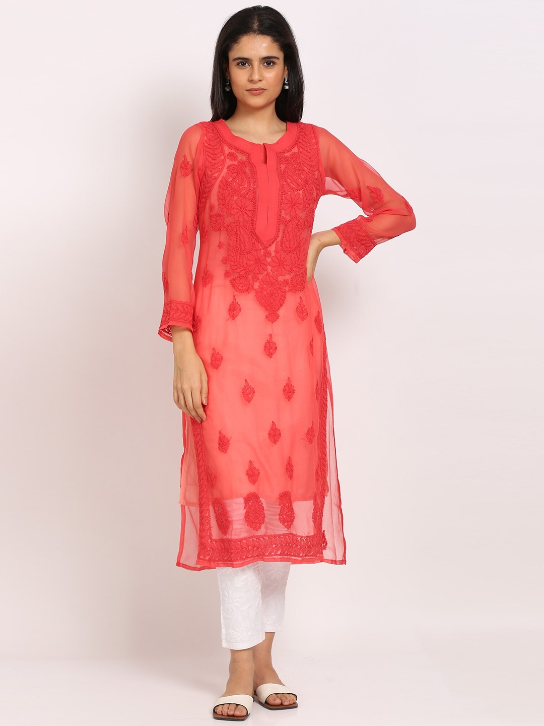 

PARAMOUNT CHIKAN Women Red Hand Embroidered Chikankari Georgette Kurta