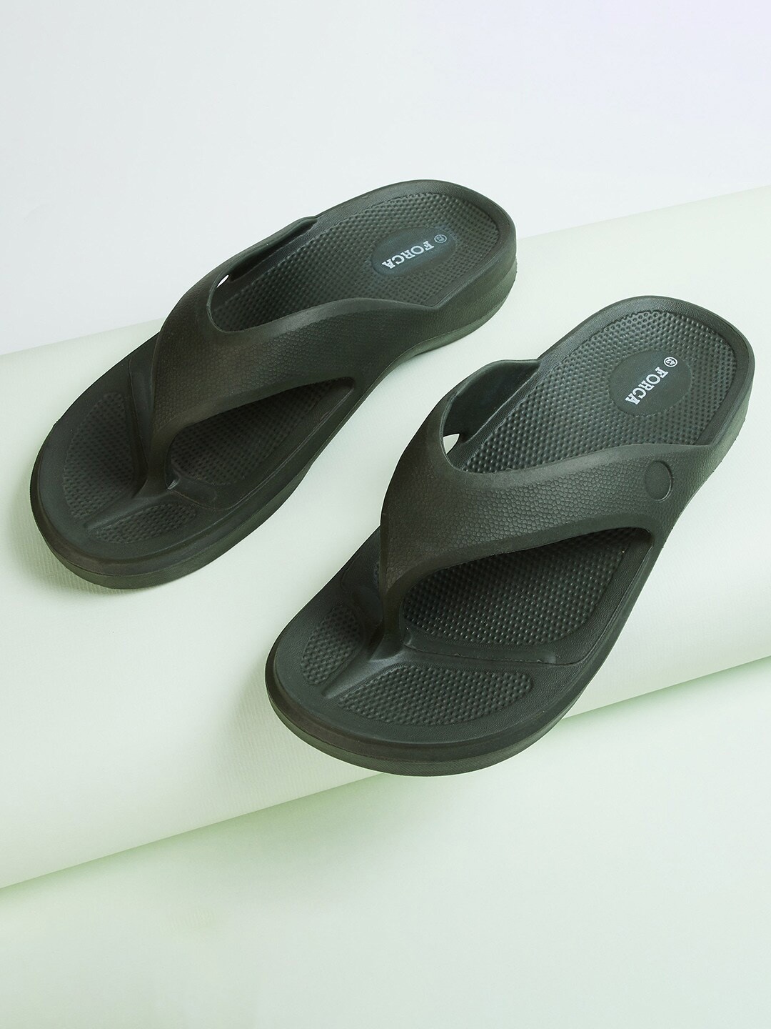 

Forca by Lifestyle Men Olive Green Rubber Thong Flip-Flops