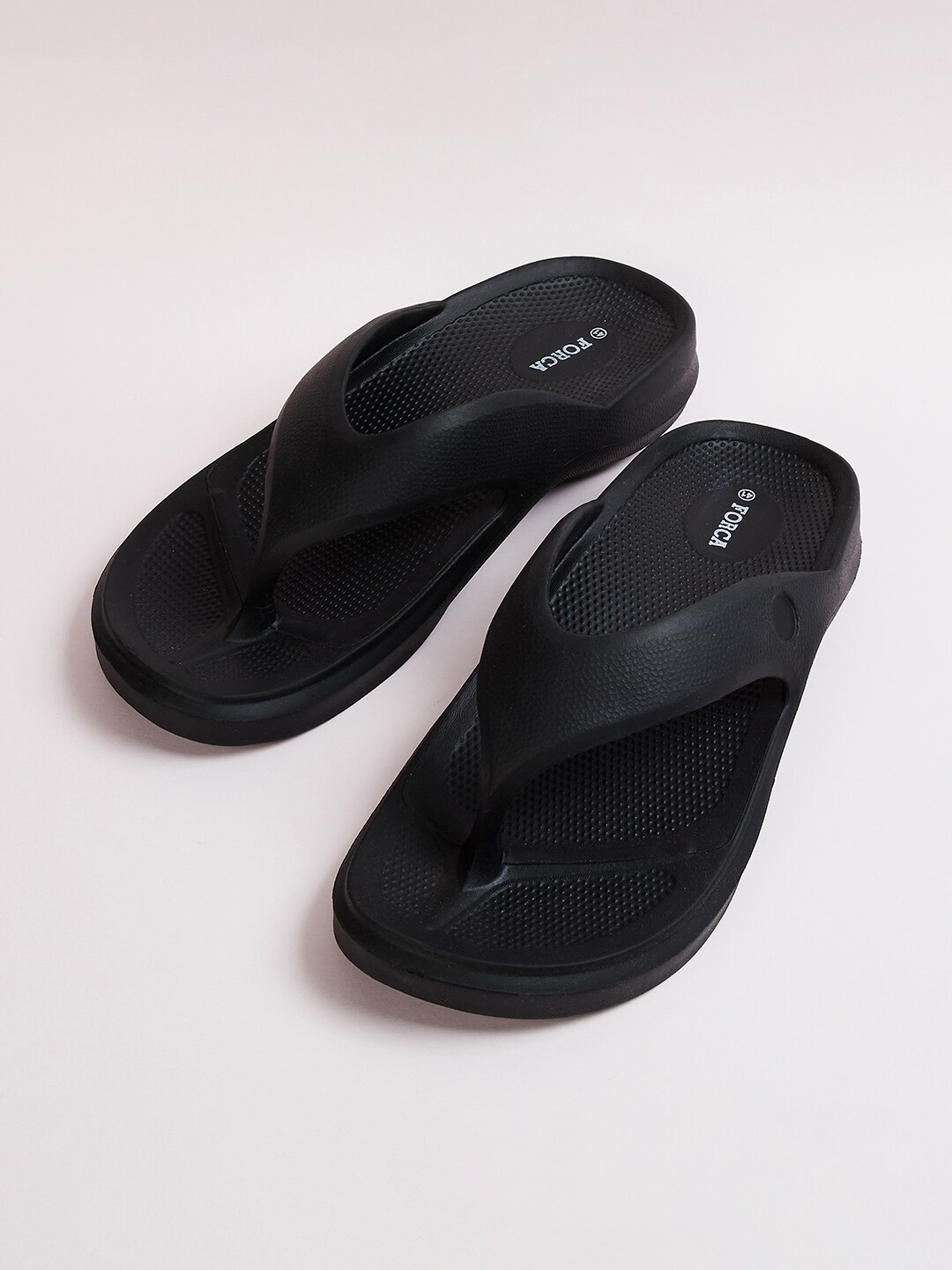 

Forca by Lifestyle Men Black Rubber Thong Flip-Flops