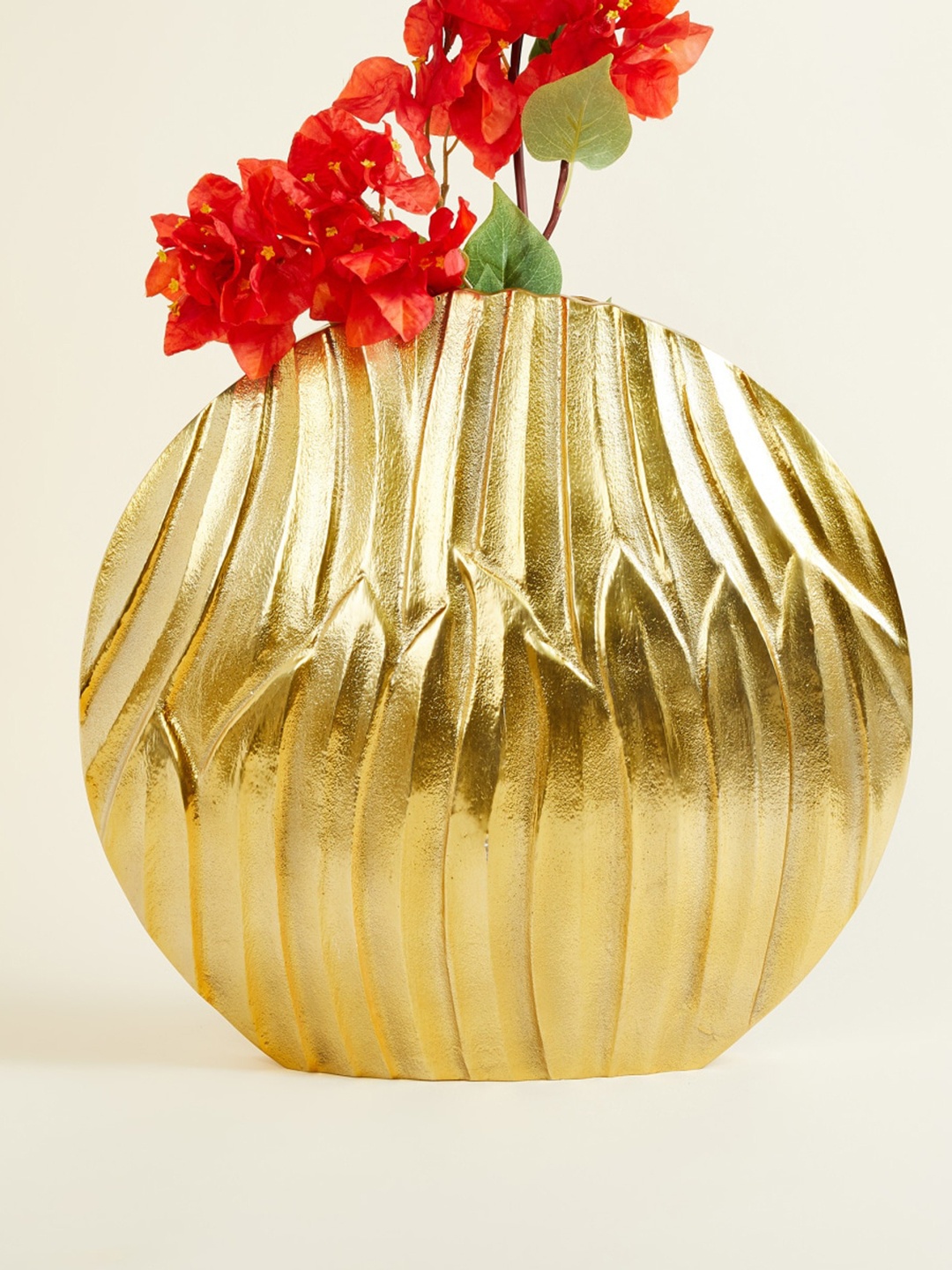 

Home Centre Unisex Gold Showpieces