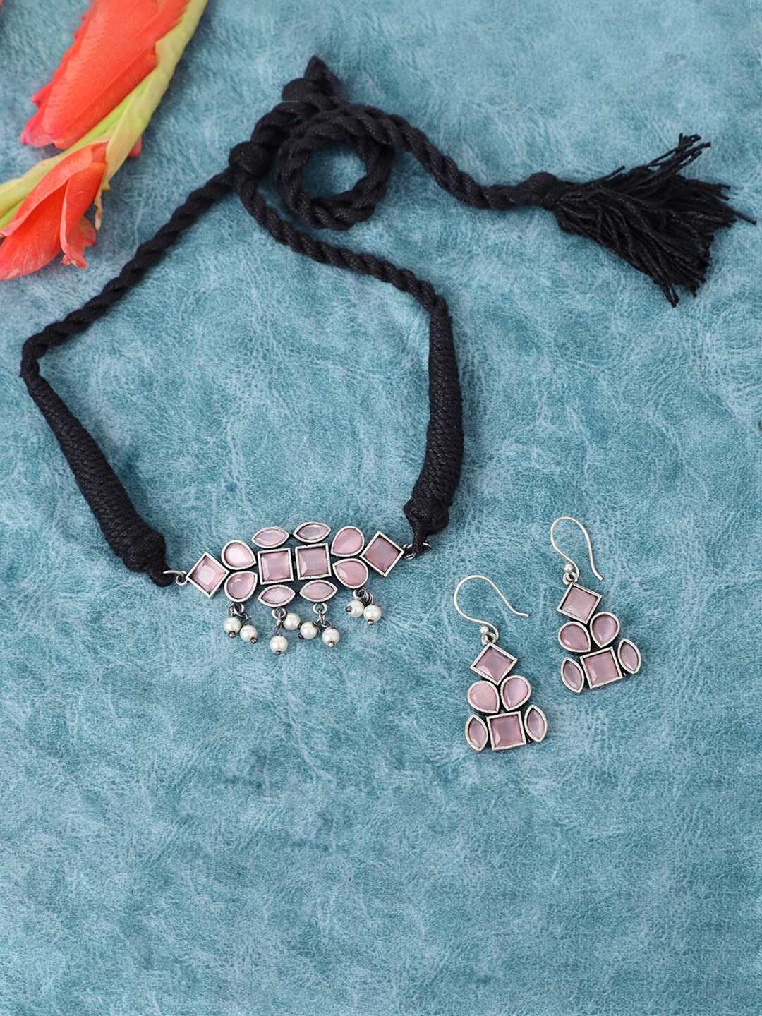 

VENI Silver-Toned & Pink Brass Silver-Plated Necklace
