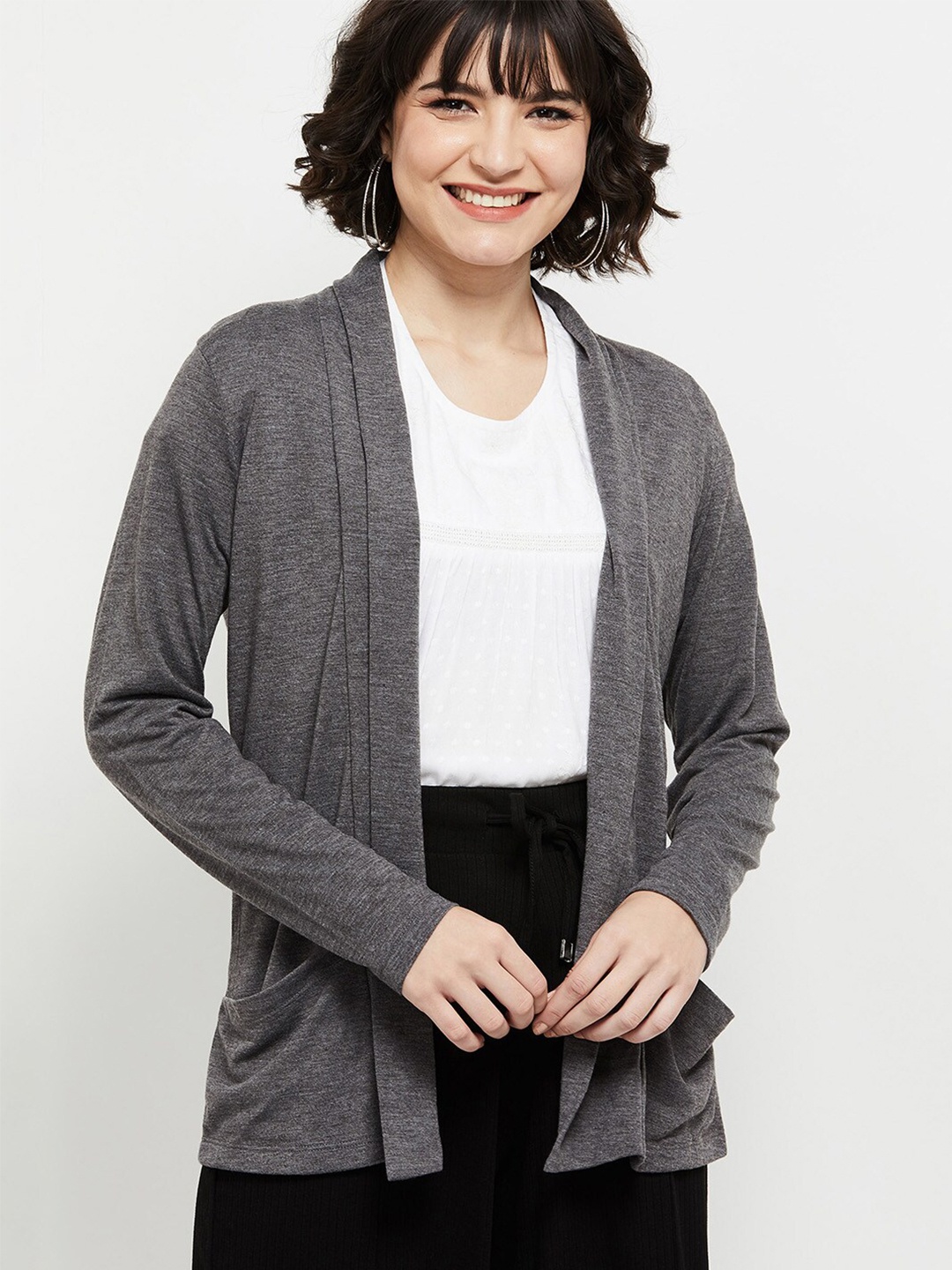 

max Women Grey Solid Shrug