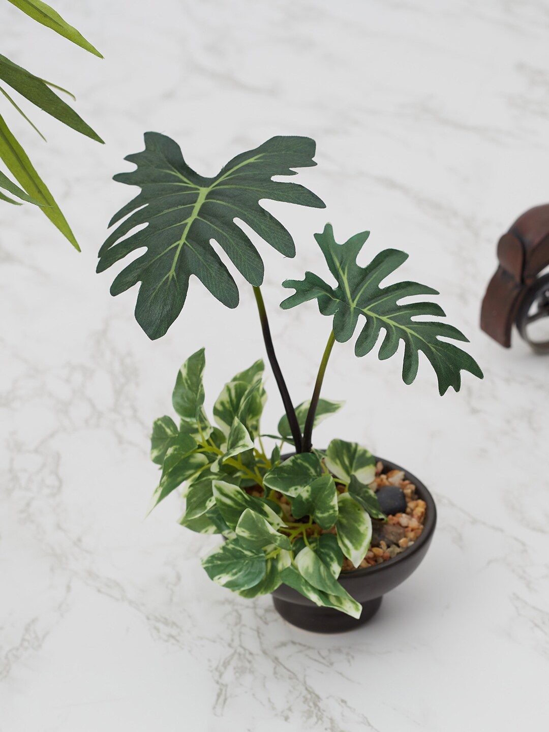 

HomeTown Green Ilana Faux Philodendron Ceramic Potted Plant