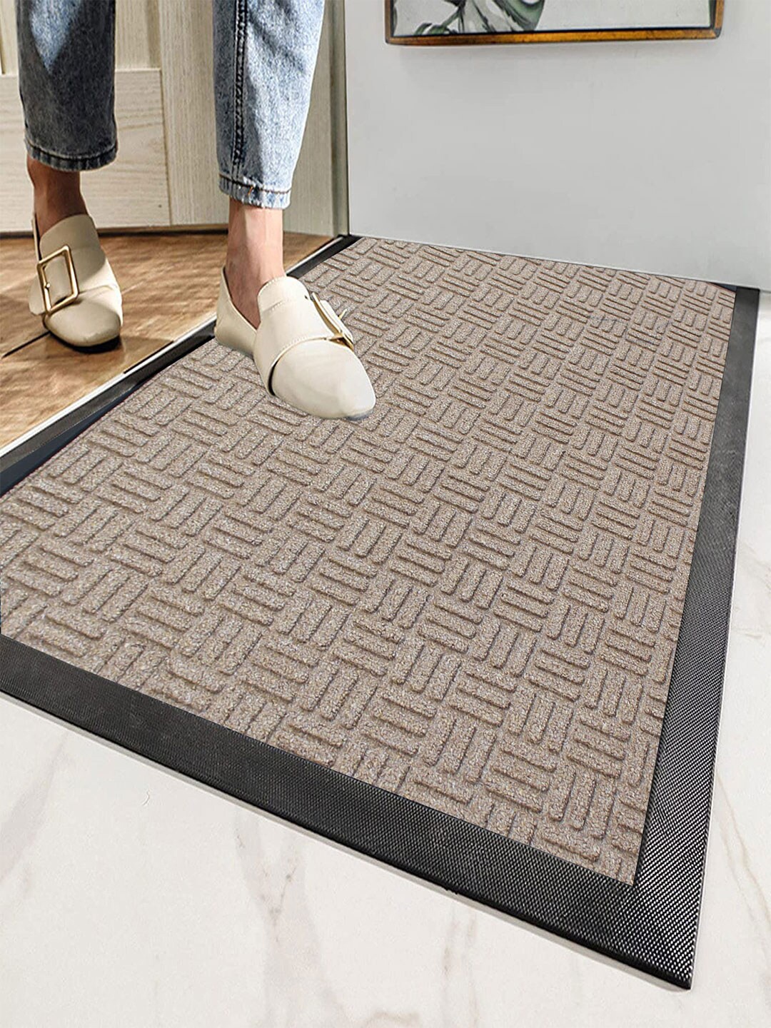 

LUXEHOME INTERNATIONAL Beige Textured Anti-Skid Doormats