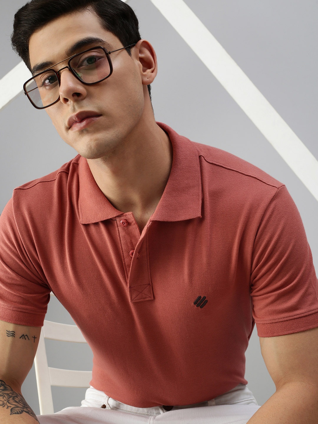 

ONN Men Pink Polo Collar T-shirt