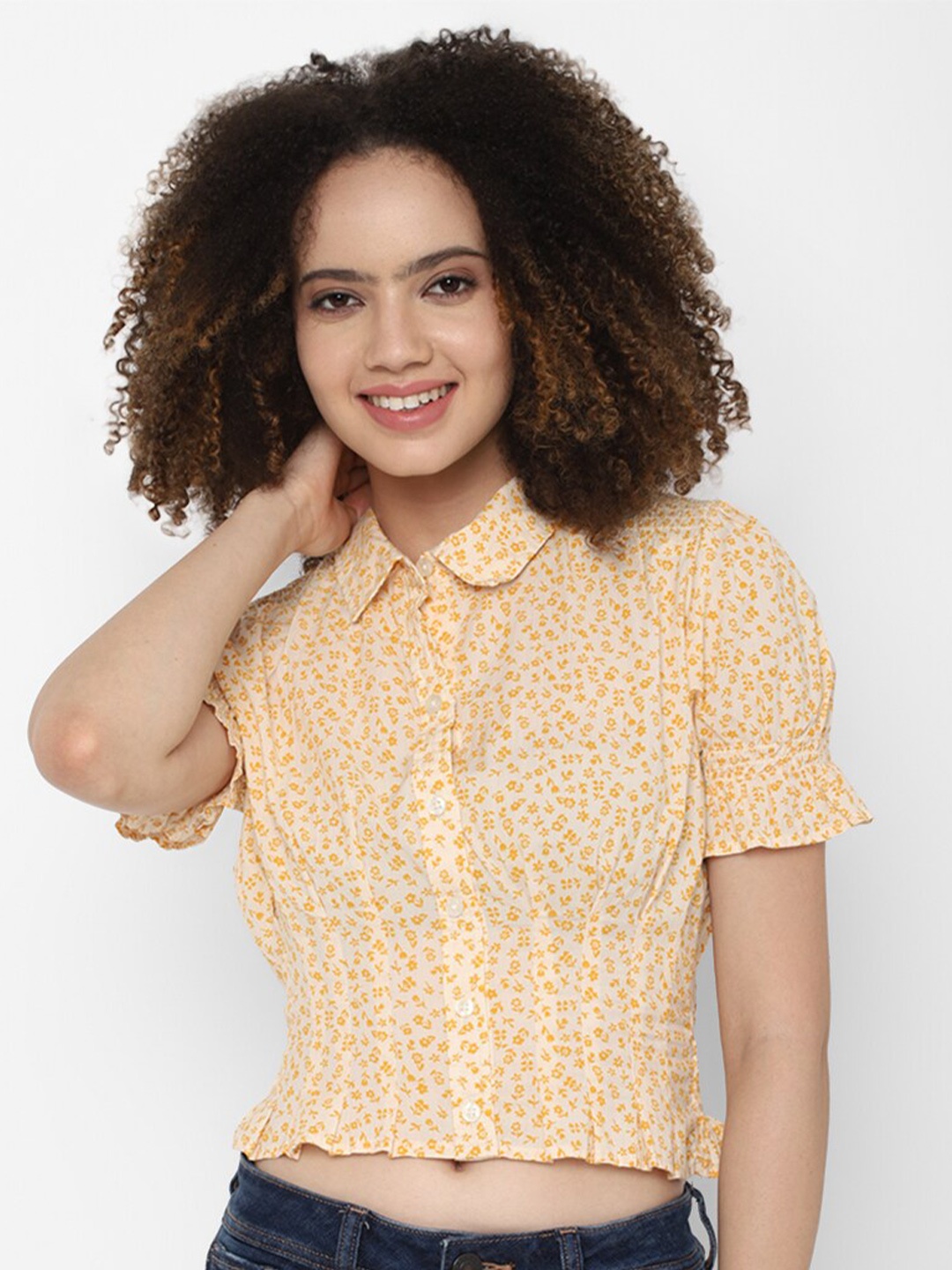 

AMERICAN EAGLE OUTFITTERS Women Yellow Floral Printed Casual spread collar Shirt