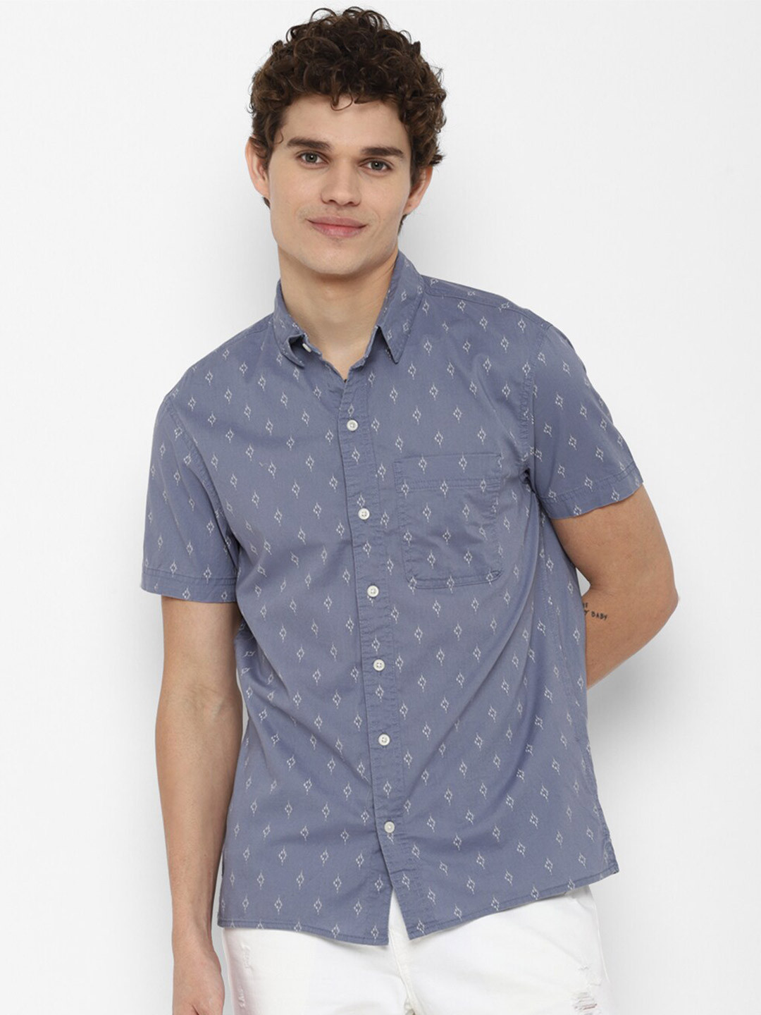 

AMERICAN EAGLE OUTFITTERS Men Blue Printed Casual Shirt