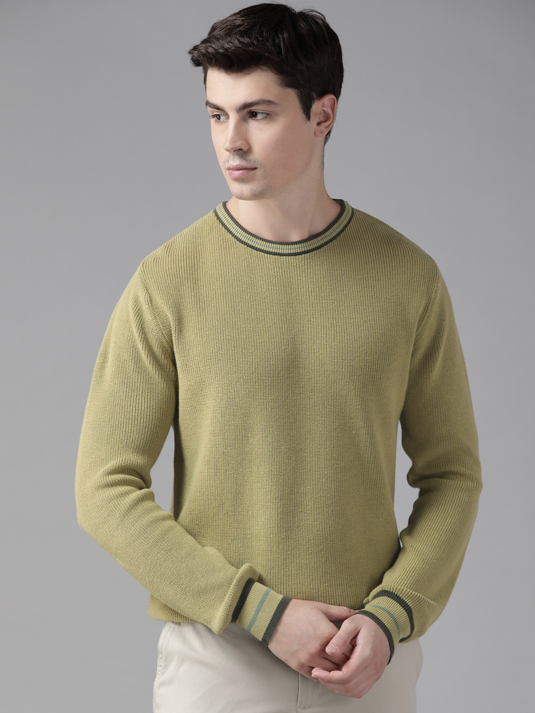 

Blackberrys Men Cotton Round Neck Knitted Pullover, Green
