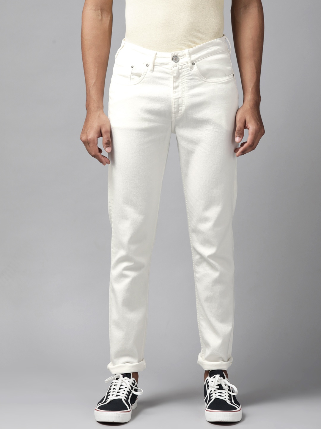 

Blackberrys Men Off White Yonk Skinny Fit Stretchable Jeans