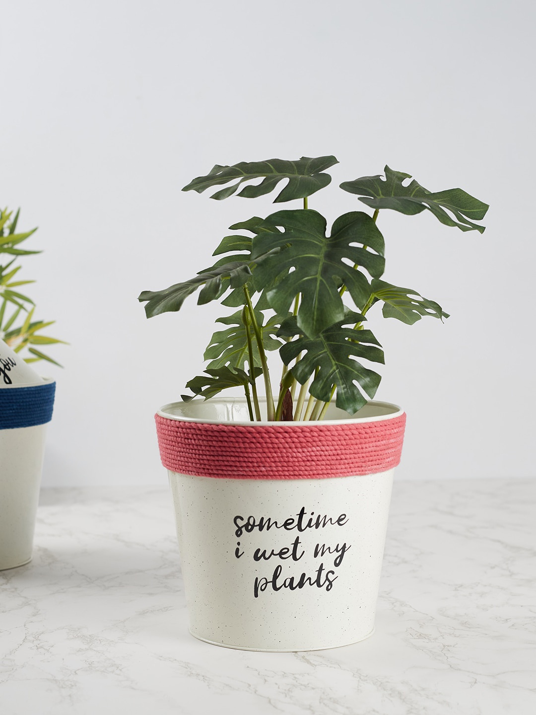 

HomeTown Fuchsia & White Printed Metal Planters