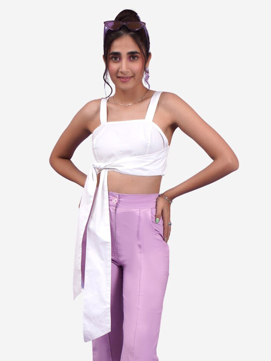 

Alaya By Stage3 White Solid Shoulder Straps Regular Crop Top