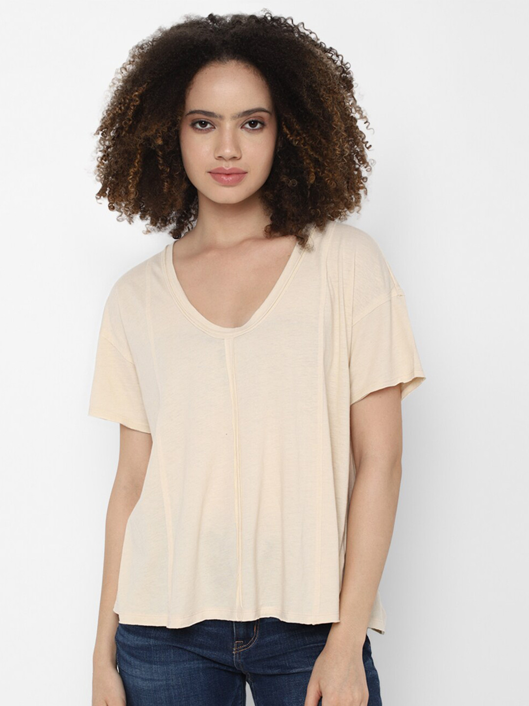 

AMERICAN EAGLE OUTFITTERS Women Beige V-Neck T-shirt