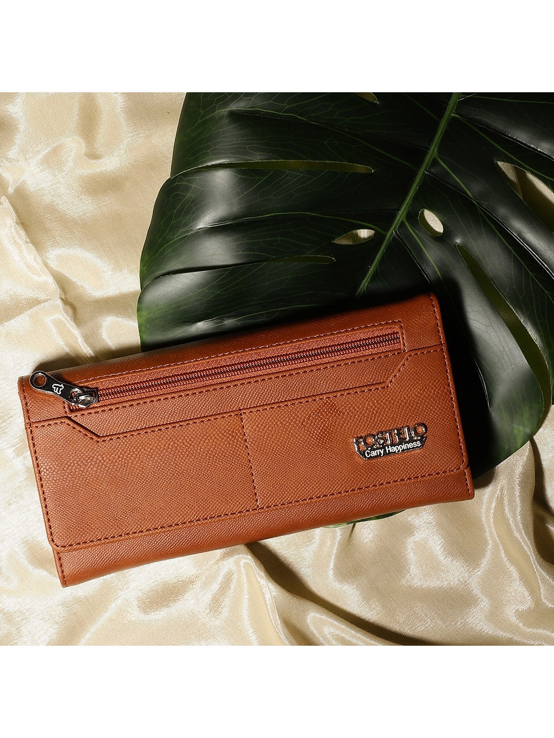 

Fostelo Women Tan Clutches