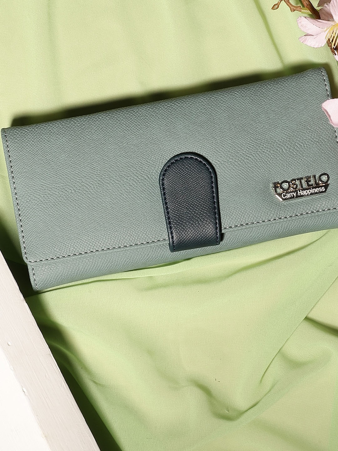 

Fostelo Grey PU Textured Two Fold Purse Clutch
