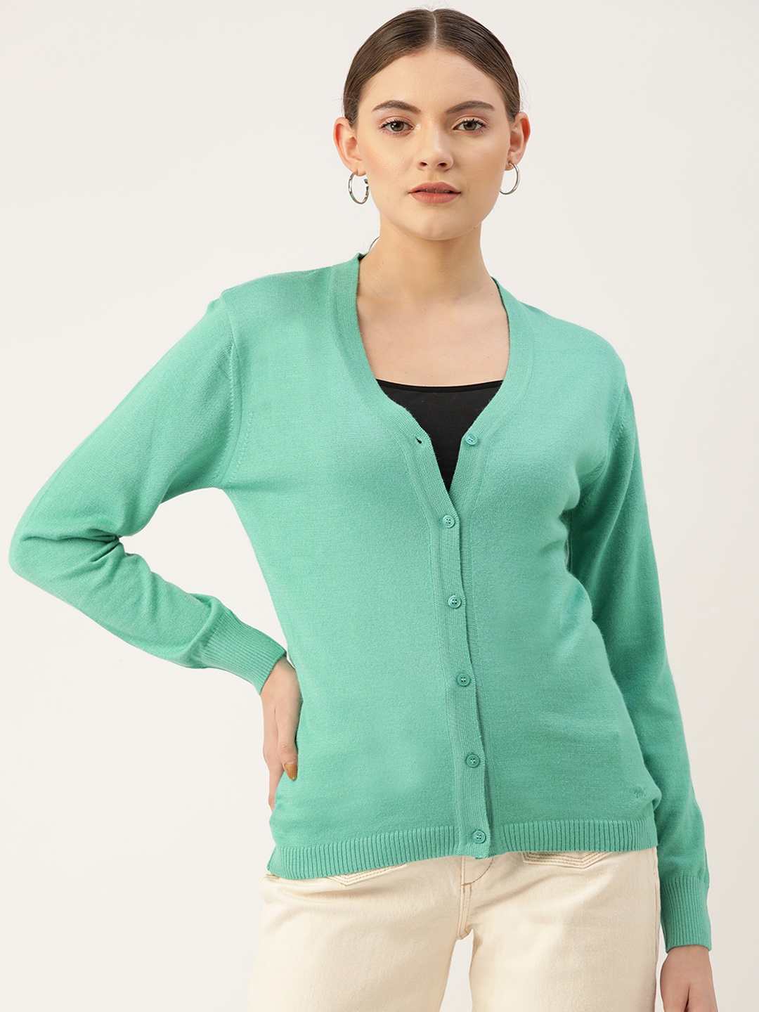 

Monte Carlo Women Green Solid Cardigan