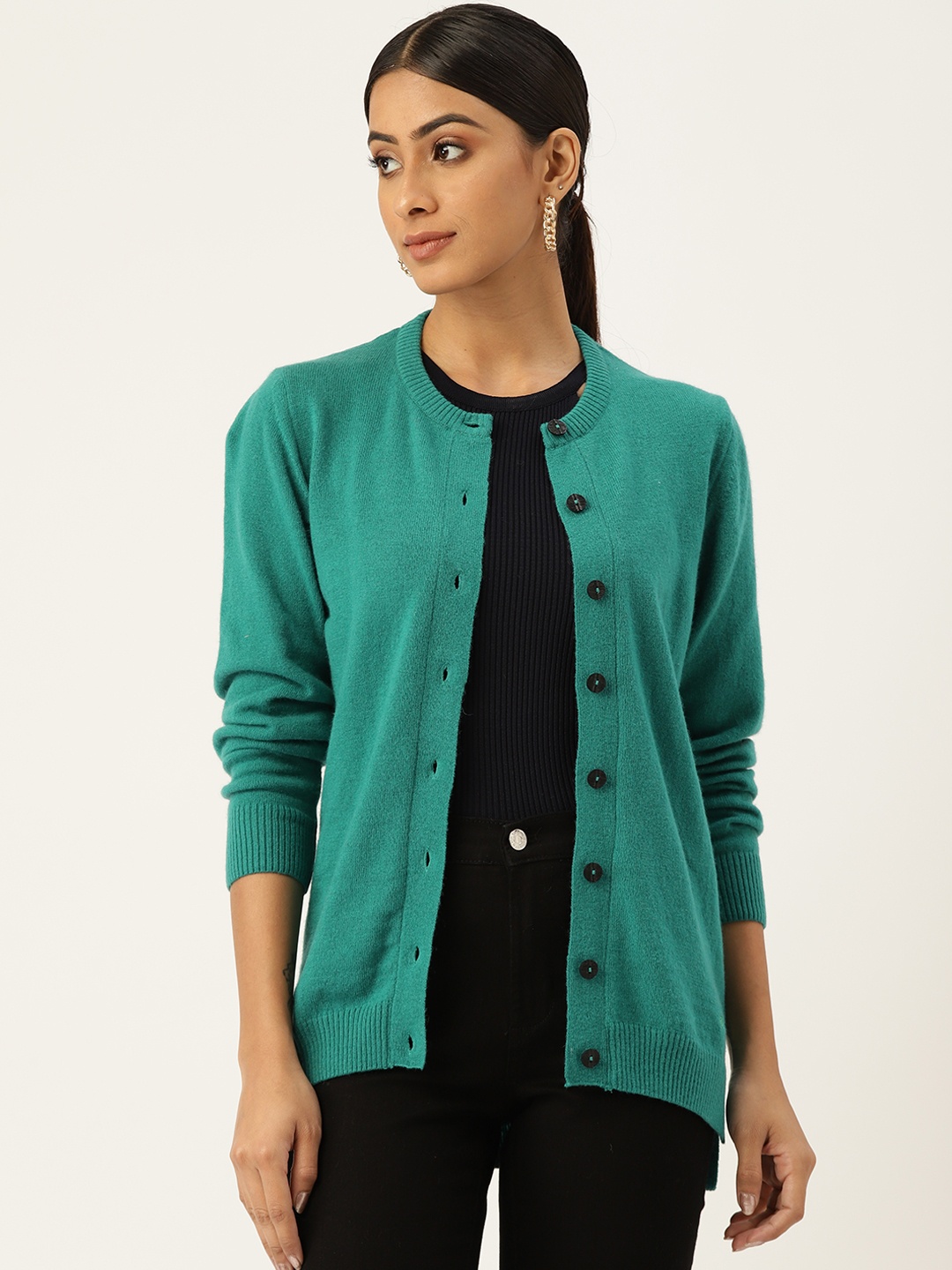 

Monte Carlo Women Green Solid Cardigan