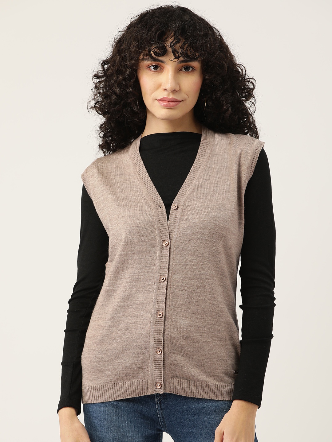 

Monte Carlo Women Beige Solid Cardigan