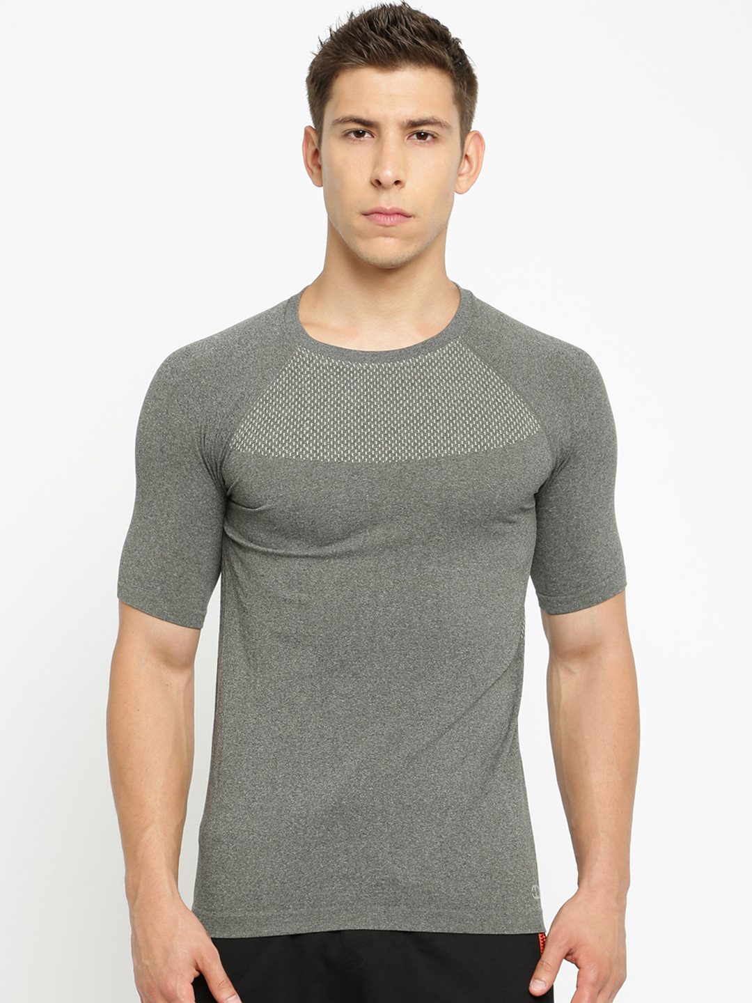 

Ajile by Pantaloons Men Grey Melange Self Design T-shirt