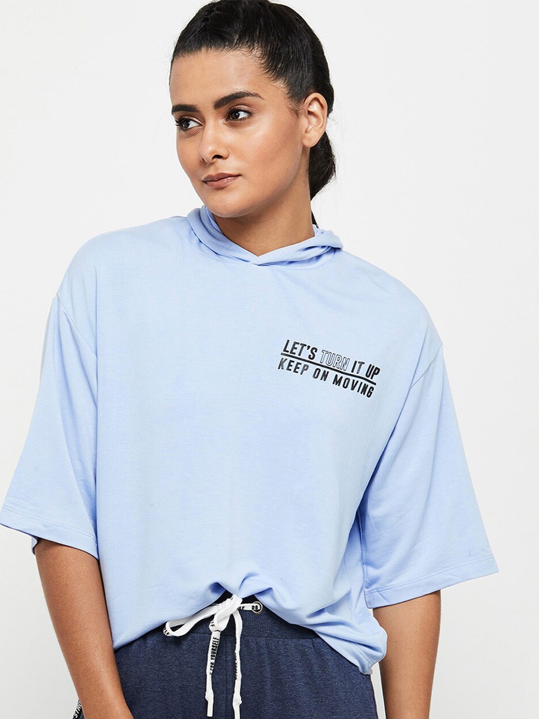 

Max Women Blue Sweatshirt