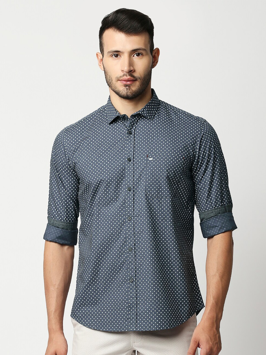 

Basics Men Grey Slim Fit Printed Casual Shirt