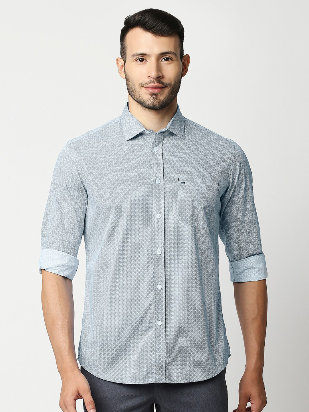 

Basics Men Blue Slim Fit Printed Casual Shirt