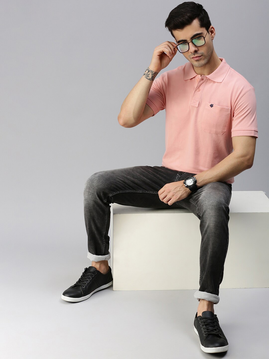 

ONN Men Pink Polo Collar T-shirt