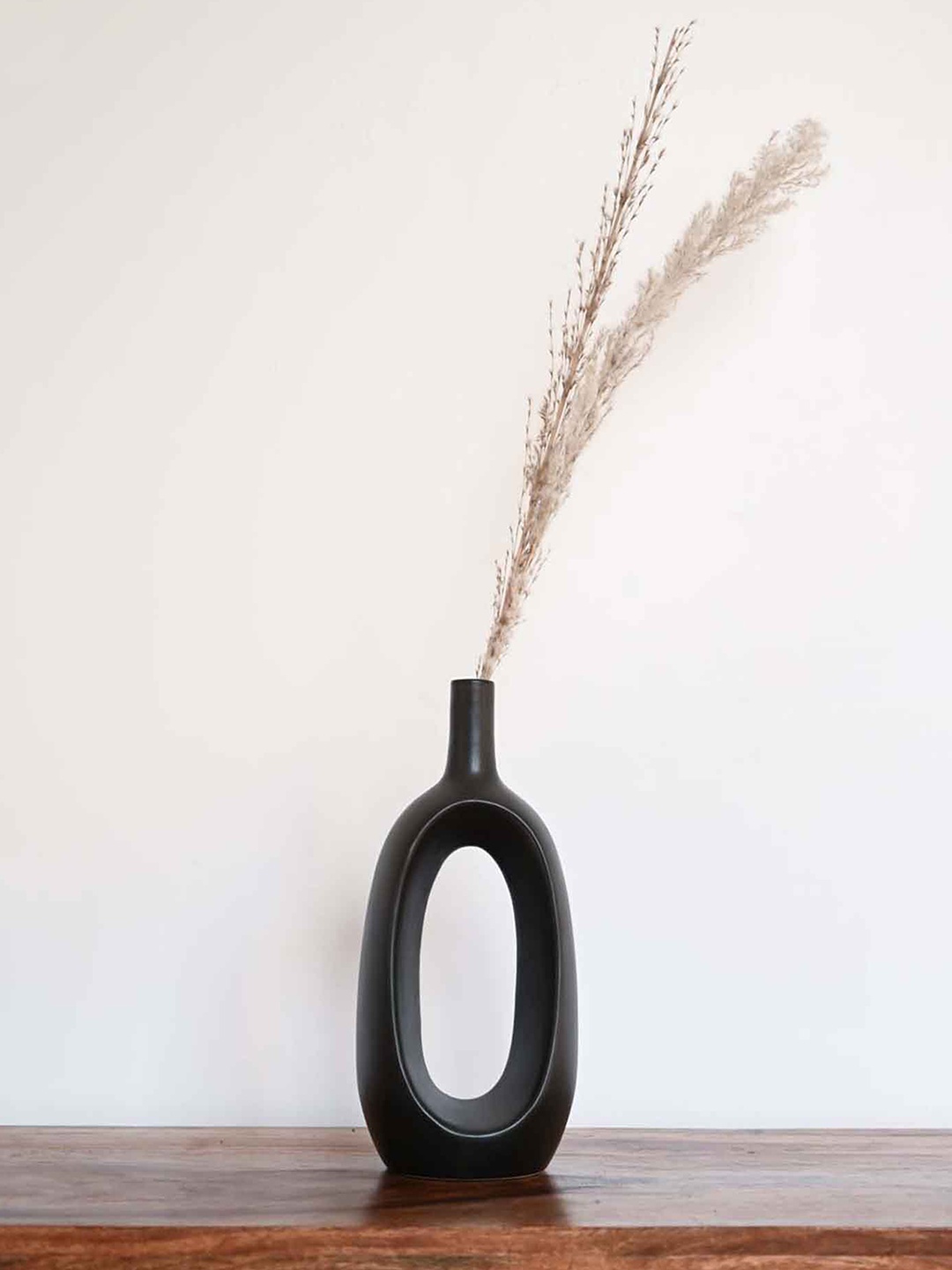 

PUREZENTO Black Solid Vases