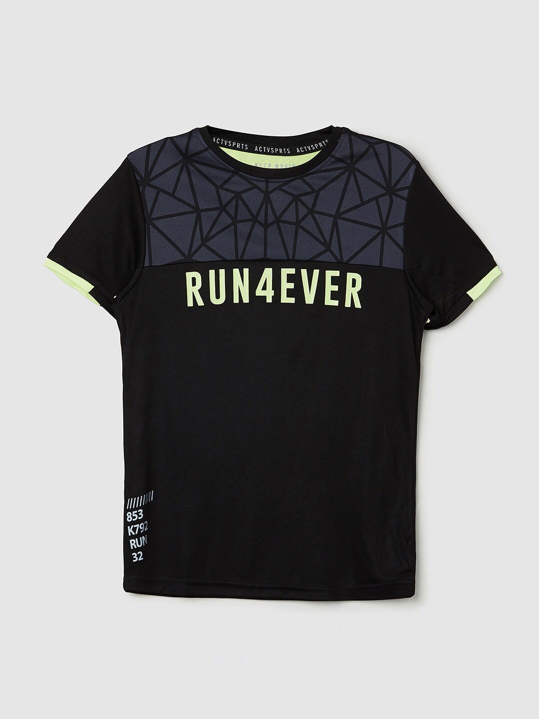 

max Boys Black Typography Printed T-shirt