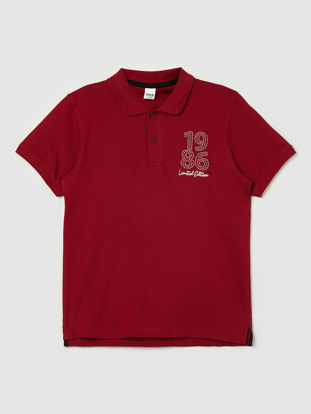 

max Boys Red Solid Polo Collar T-shirt