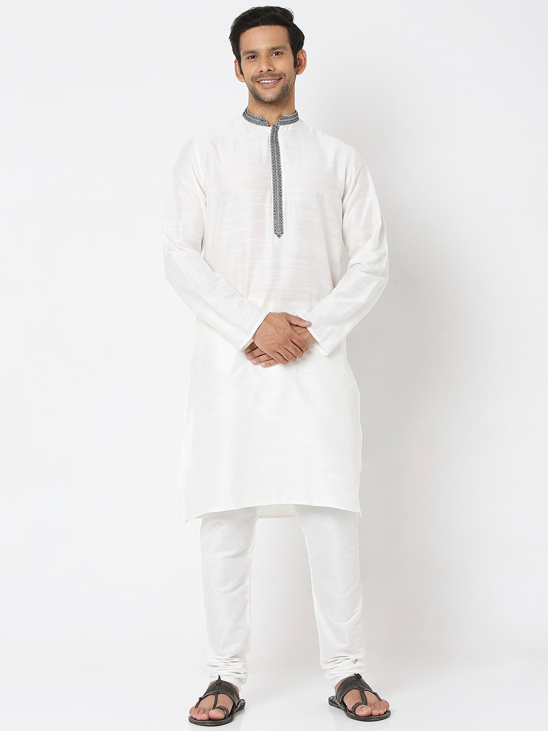 

Ethnicity Men White Embellished Thread Work Kurta