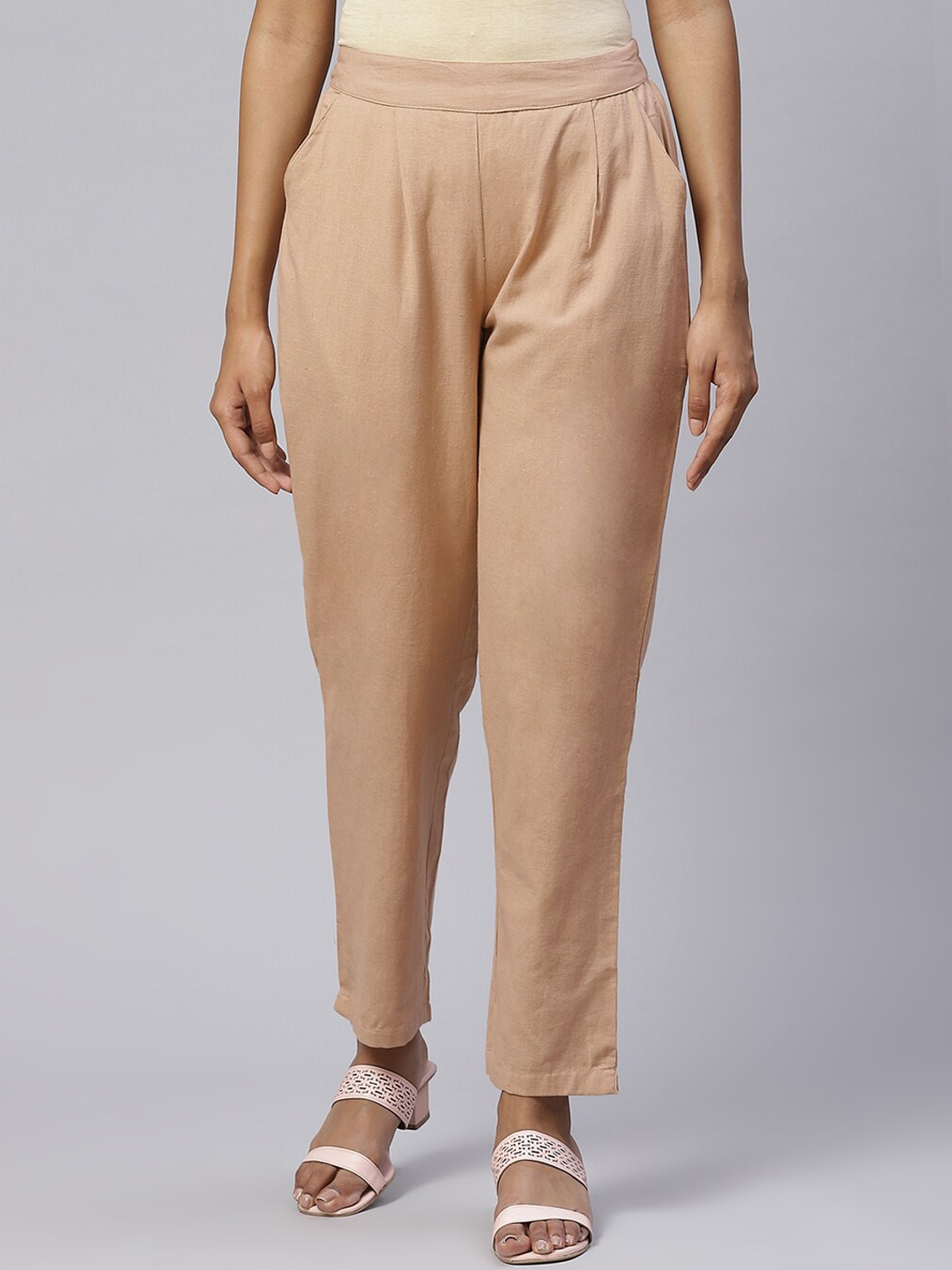 

IRIDAA JAIPUR Women Beige Pleated Straight Trousers