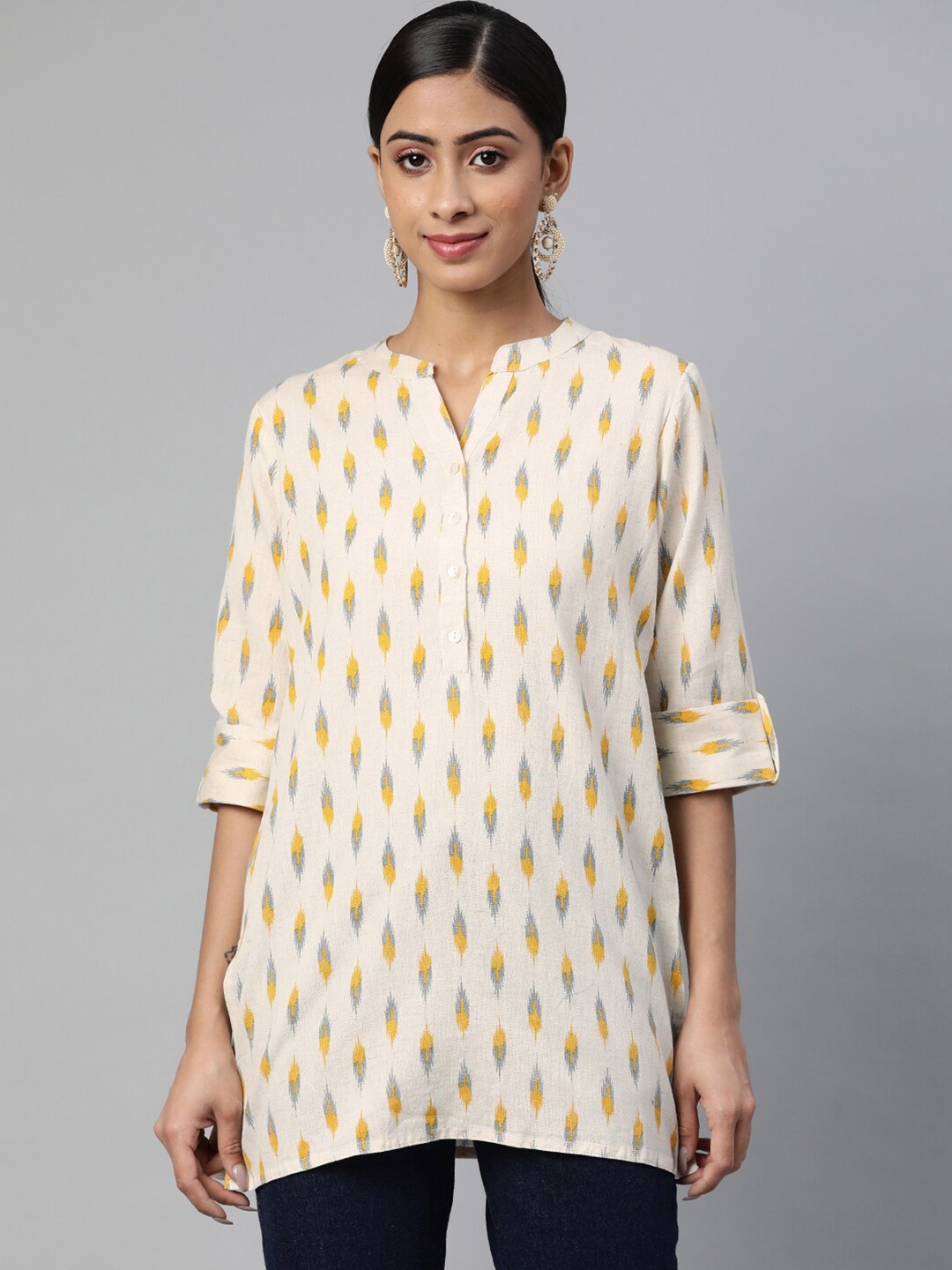 

IRIDAA JAIPUR White & Grey Mandarin Collar Printed Tunic