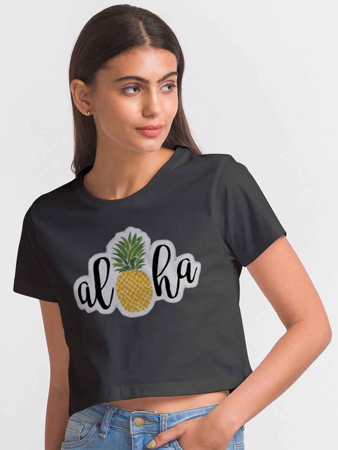 

FashionRack Women Black Typography Printed Bio Finish T-shirt