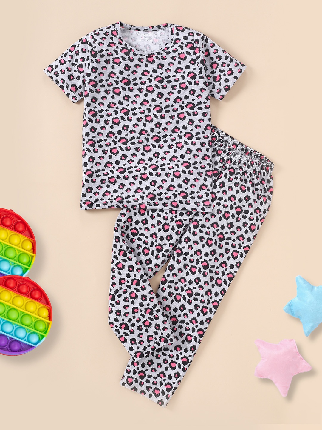 

FUNKRAFTS Girls Grey & Pink Printed Cotton Night suit