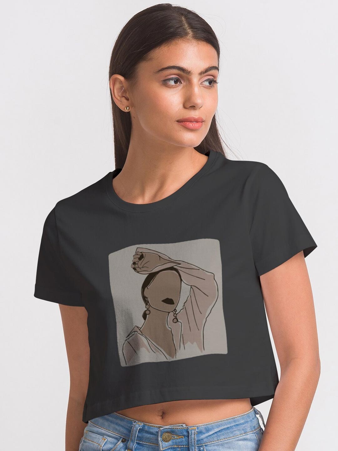 

FashionRack Women Black Typography Printed Bio Finish T-shirt