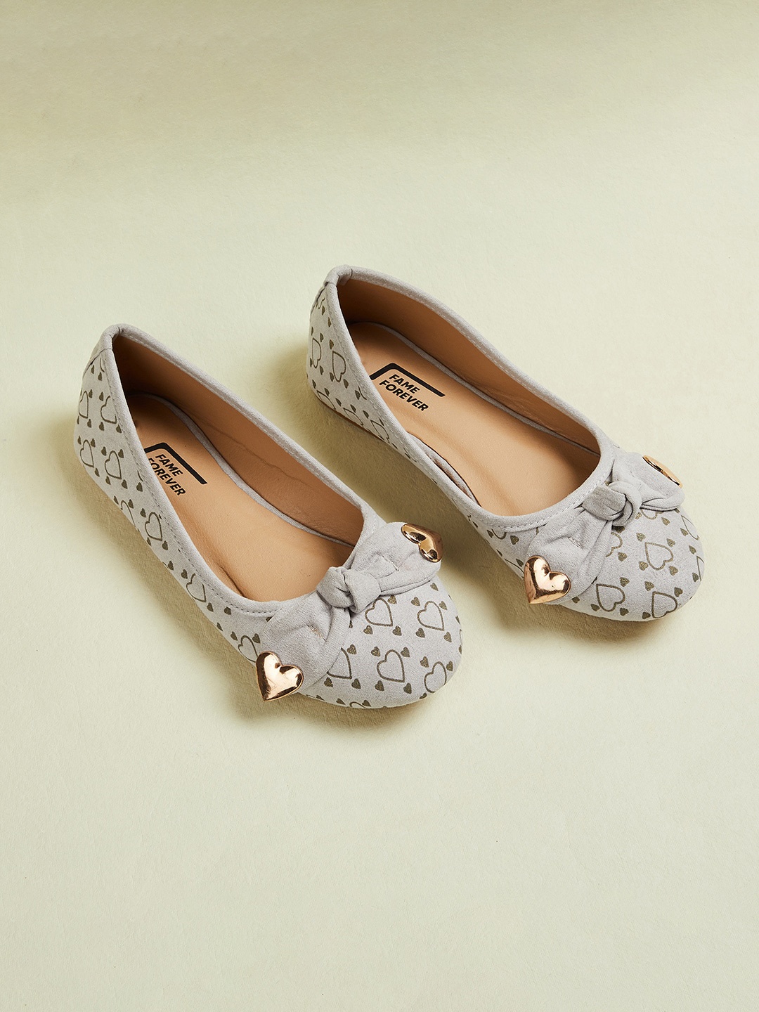 

Fame Forever by Lifestyle Girls Grey Textured Bows Flats