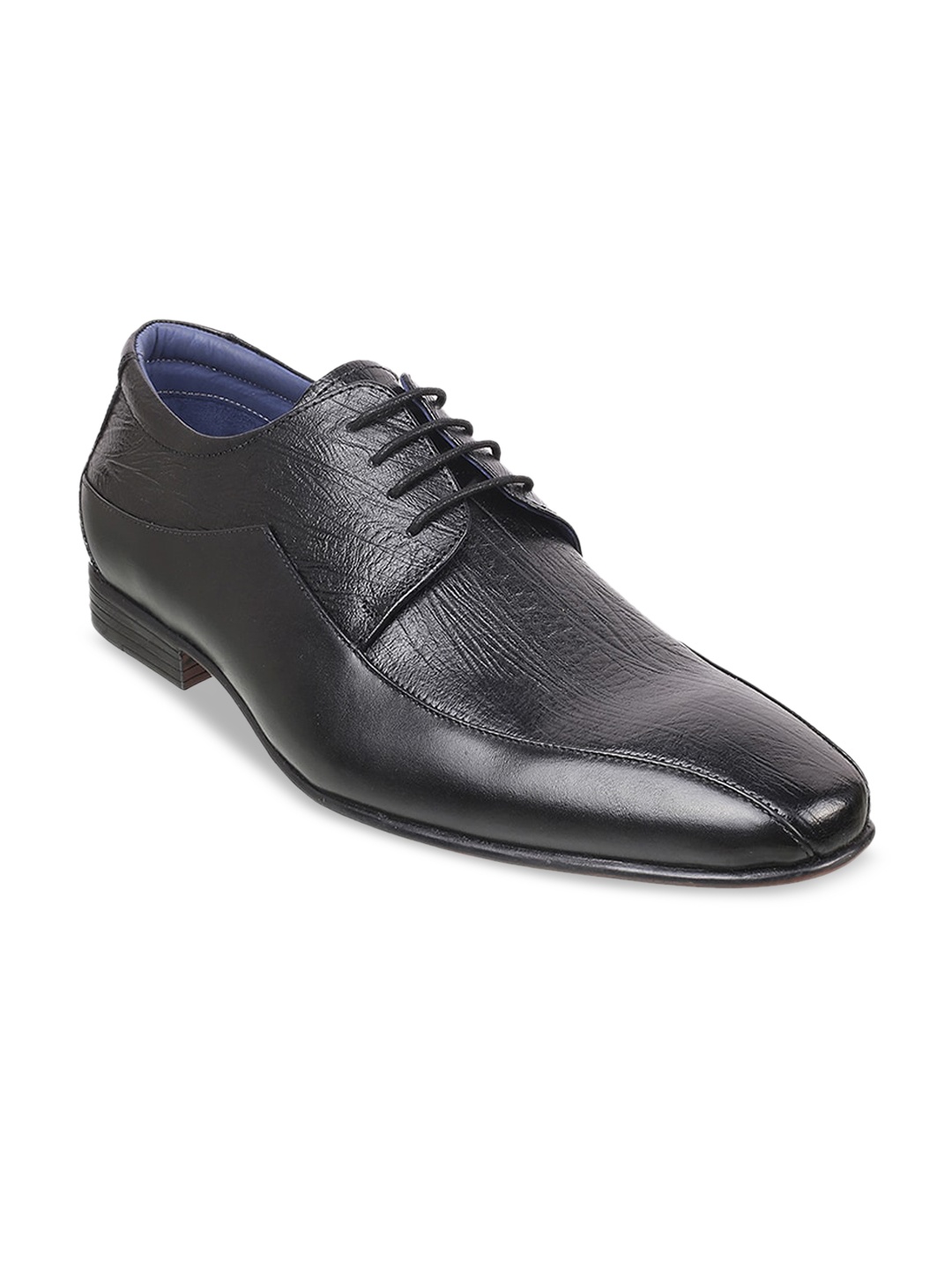 

Mochi Men Black Textured Formal Derbys