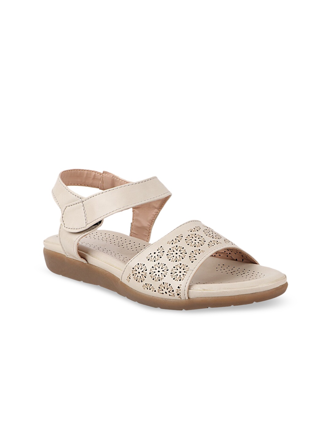 

THE WHITE POLE Women Cream-Coloured Ethnic Laser Cuts Flats