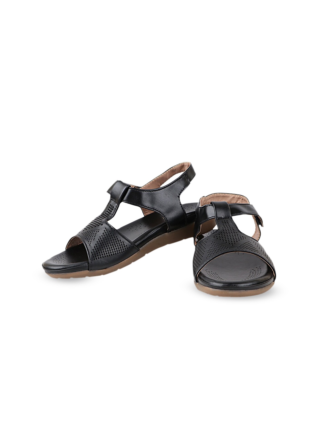 

THE WHITE POLE Women Black Flats